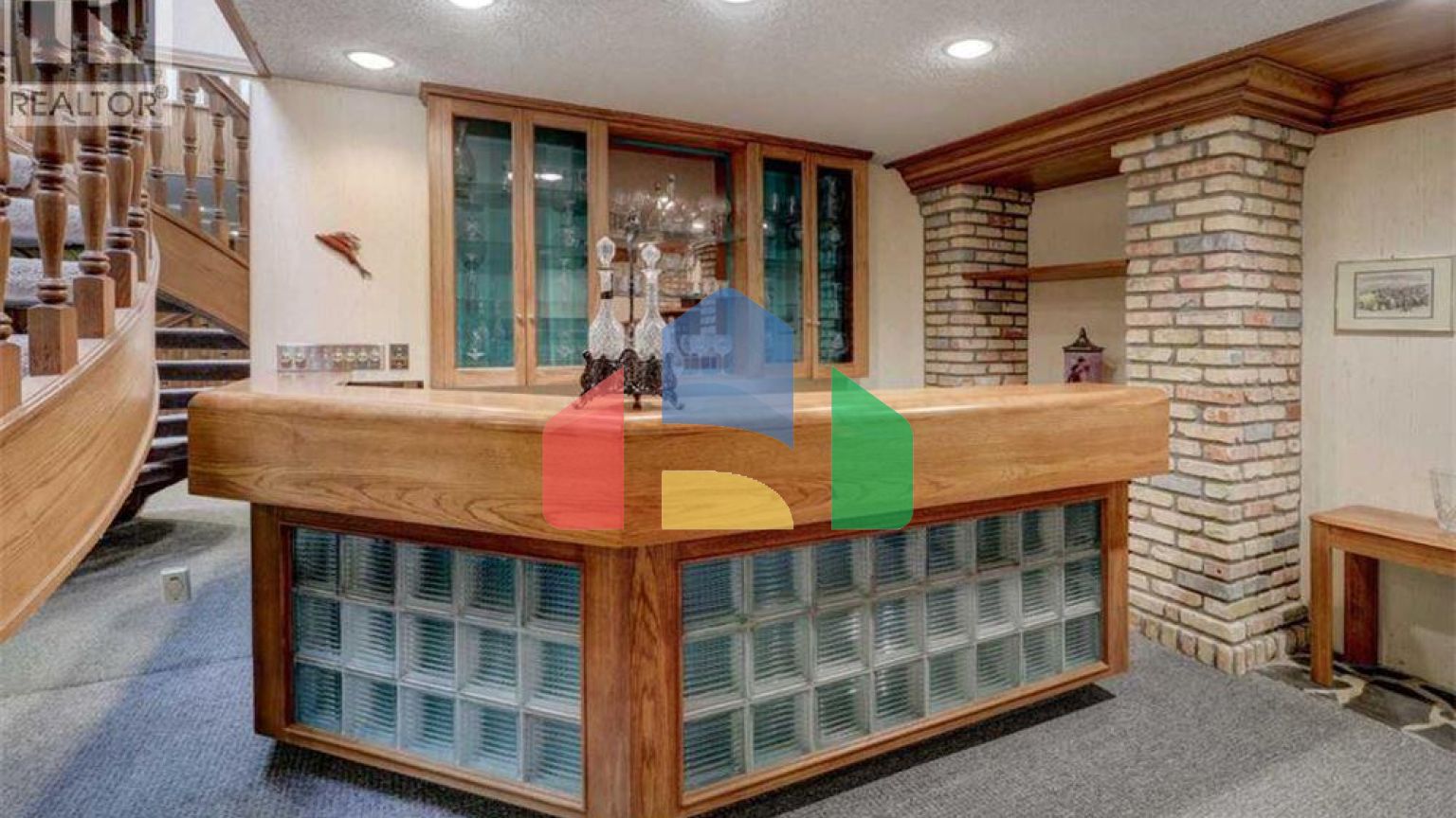 Residential - Single Family Home - Calgary, Canada - Canada