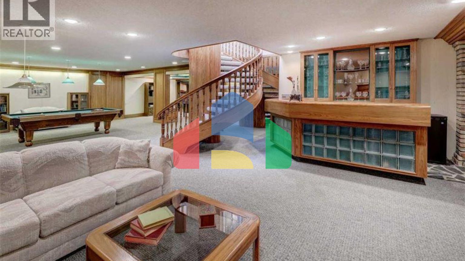 Residential - Single Family Home - Calgary, Canada - Canada