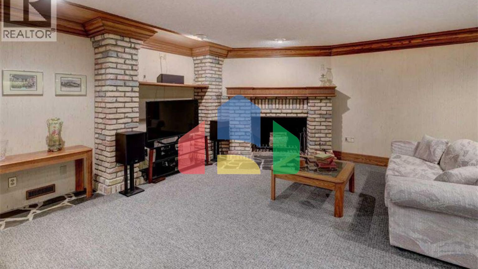 Residential - Single Family Home - Calgary, Canada - Canada