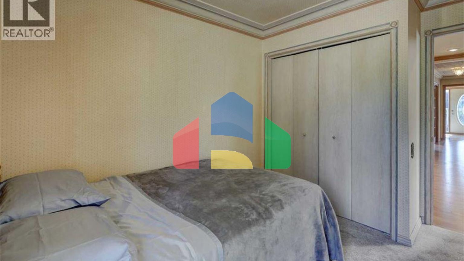 Residential - Single Family Home - Calgary, Canada - Canada