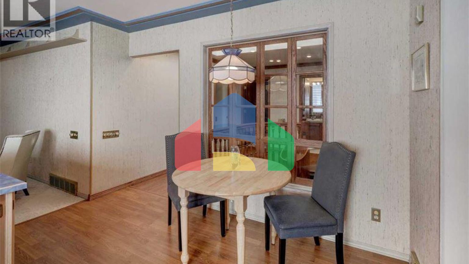 Residential - Single Family Home - Calgary, Canada - Canada