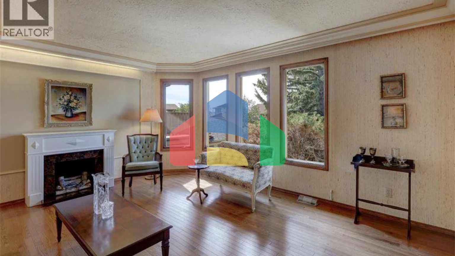 Residential - Single Family Home - Calgary, Canada - Canada