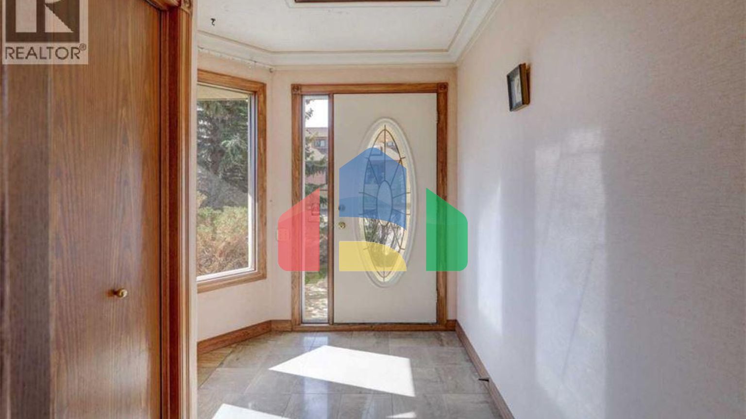 Residential - Single Family Home - Calgary, Canada - Canada