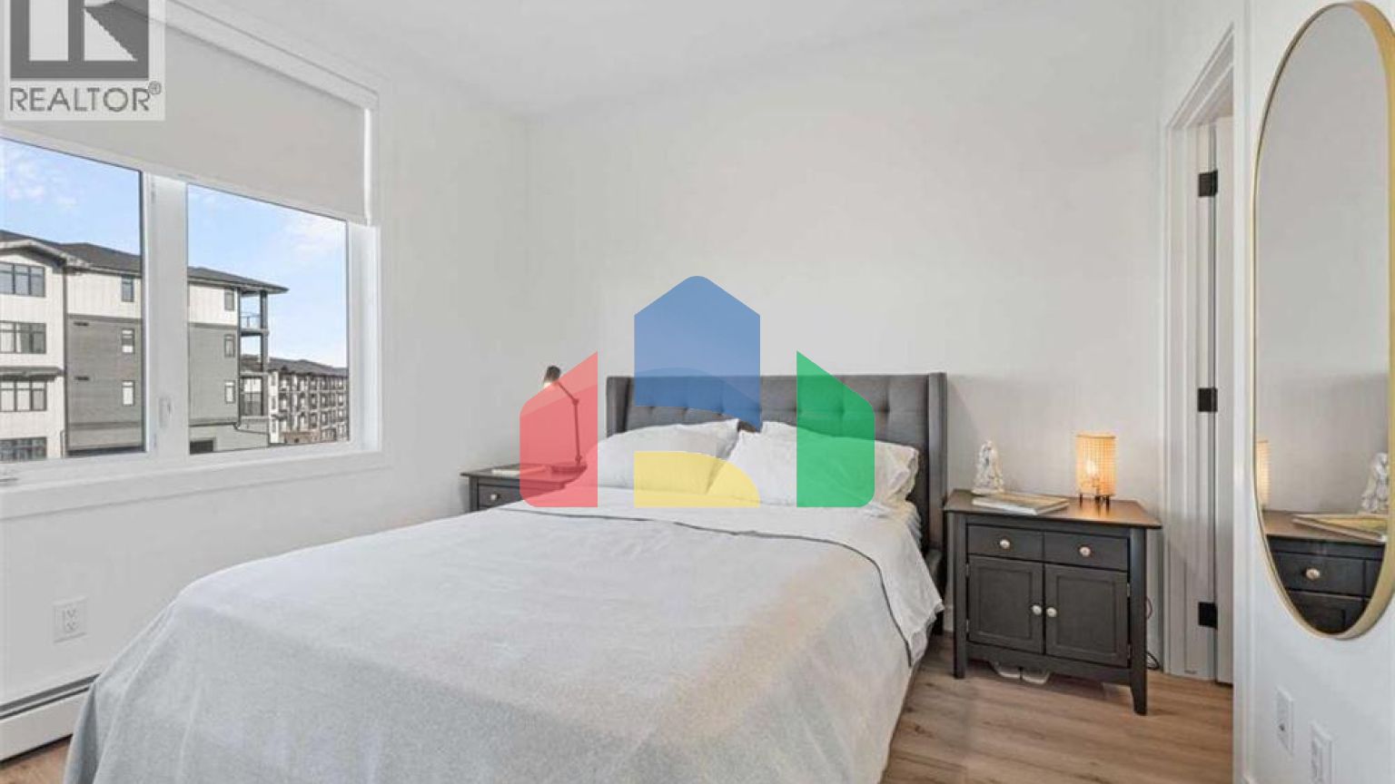 Residential - Condo/Apartment - Calgary, Canada - Canada