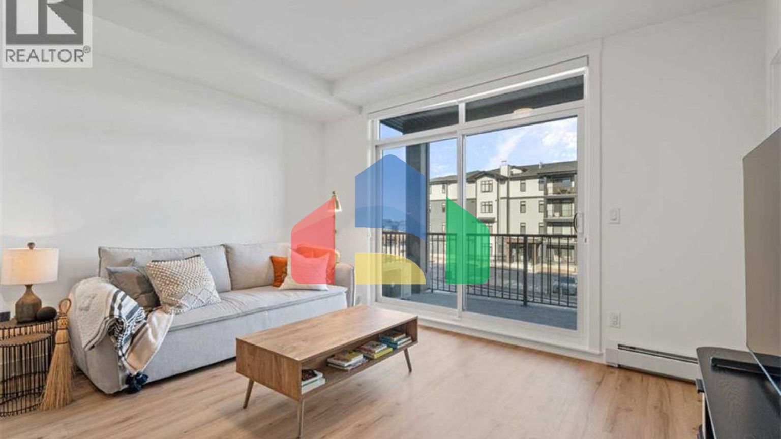 Residential - Condo/Apartment - Calgary, Canada - Canada