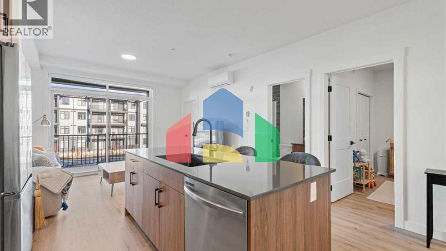 Residential - Condo/Apartment - Calgary, Canada - Canada