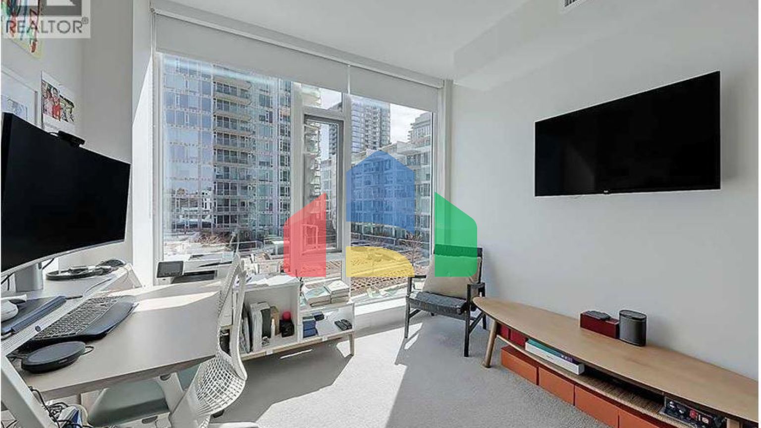 Residential - Single Family Home - Calgary, Canada - Canada