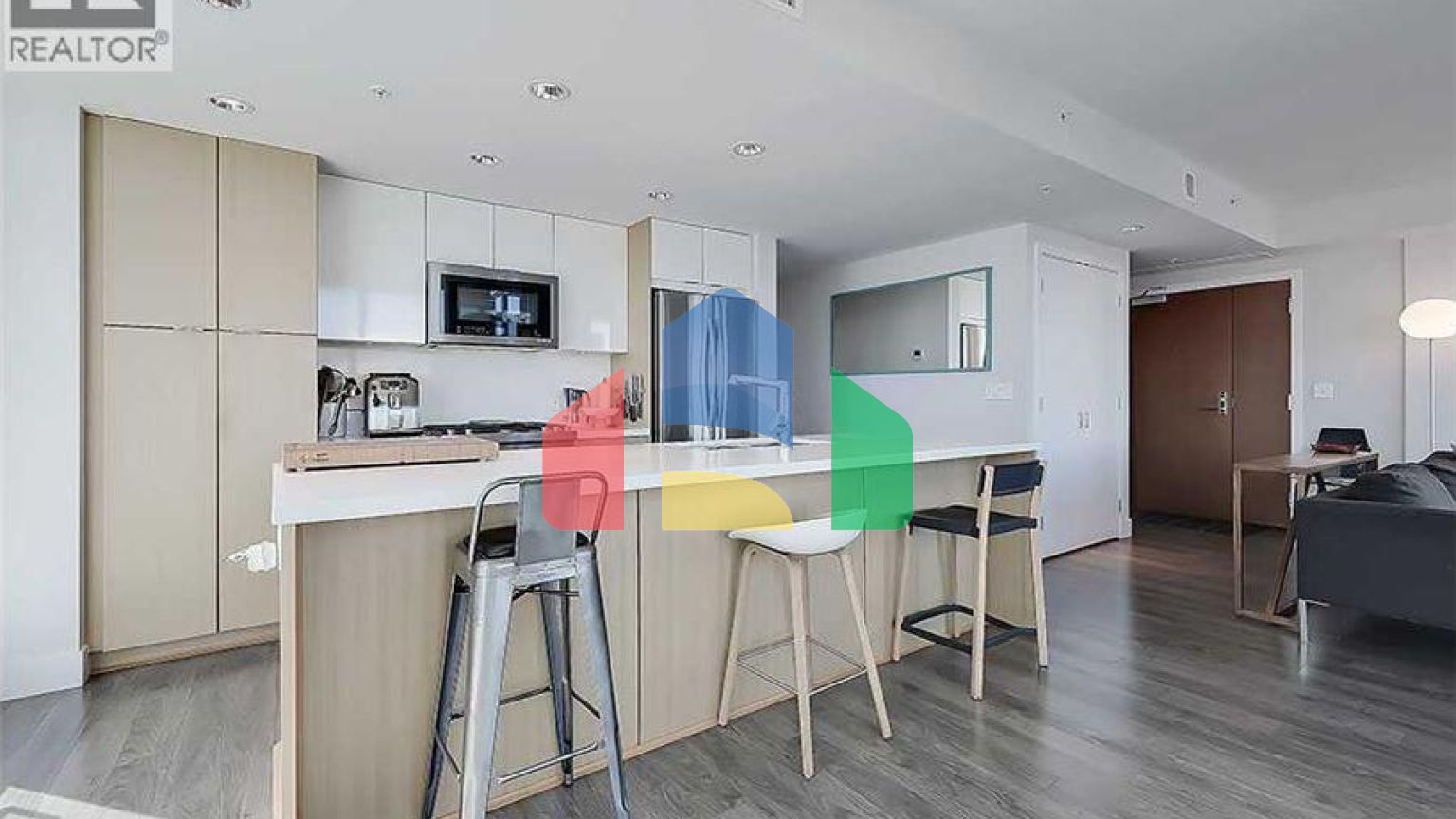 Residential - Single Family Home - Calgary, Canada - Canada