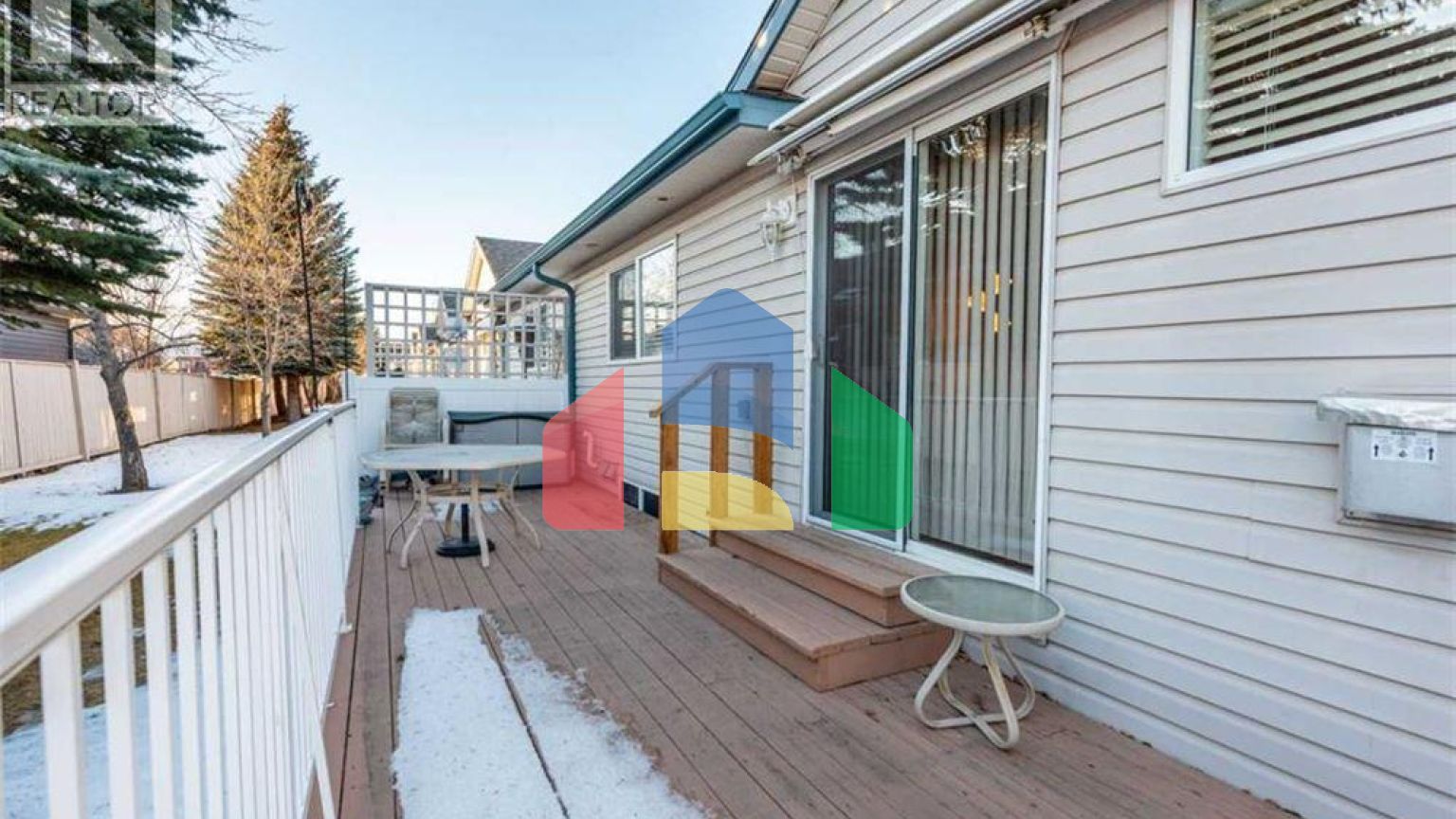 Residential - Single Family Home - Calgary, Canada - Canada