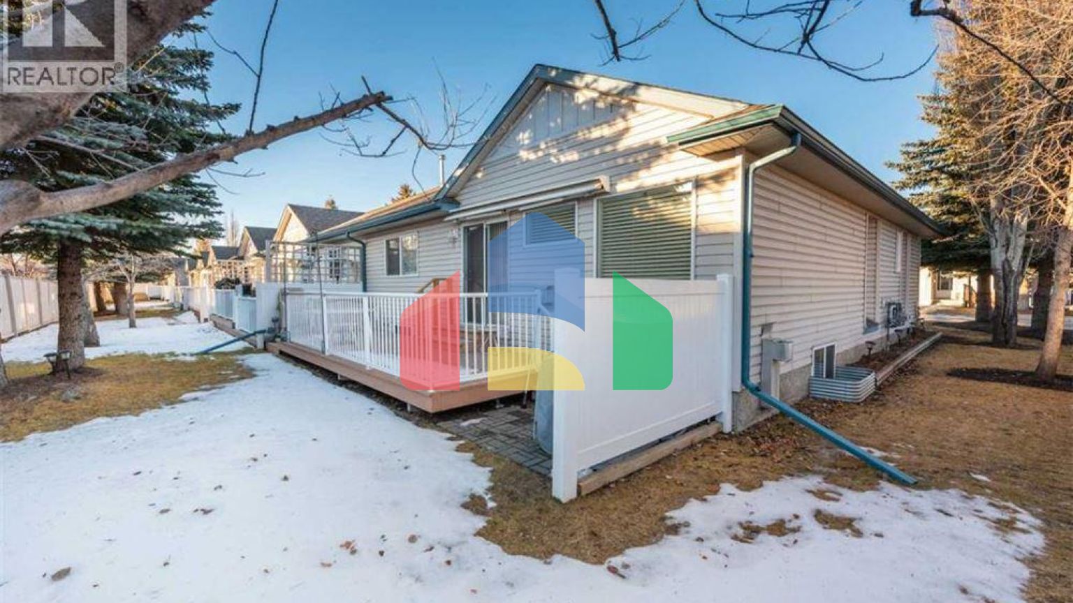 Residential - Single Family Home - Calgary, Canada - Canada