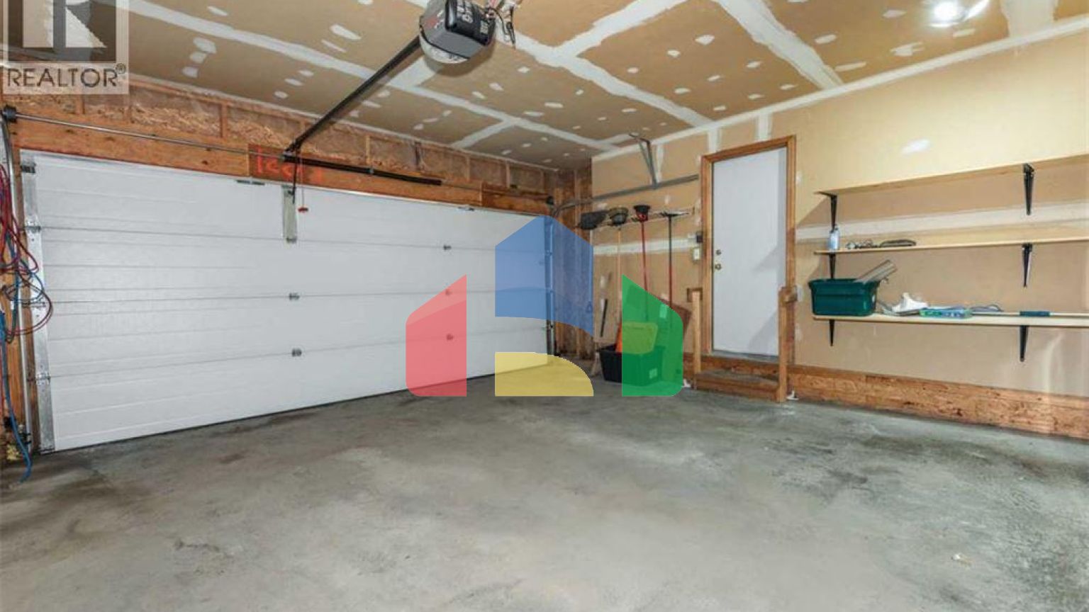 Residential - Single Family Home - Calgary, Canada - Canada