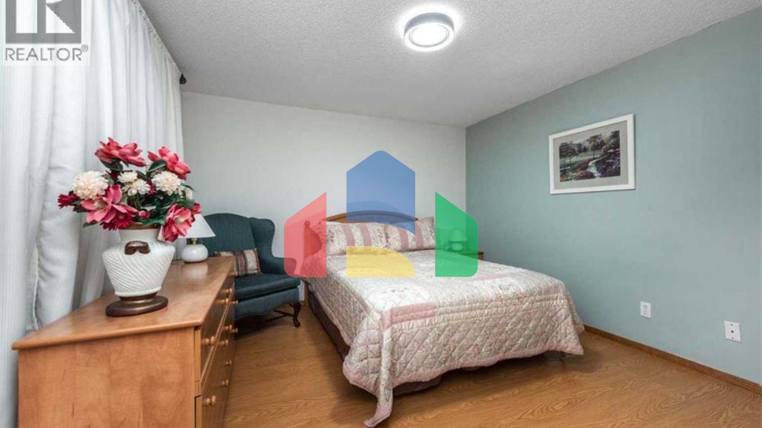 Residential - Single Family Home - Calgary, Canada - Canada