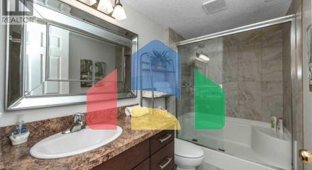 Residential - Single Family Home - Calgary, Canada - Canada