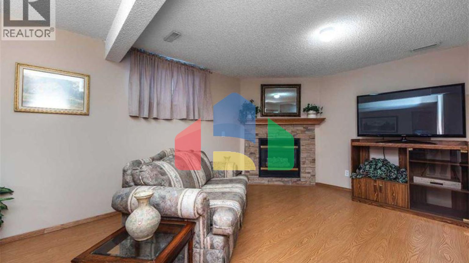 Residential - Single Family Home - Calgary, Canada - Canada