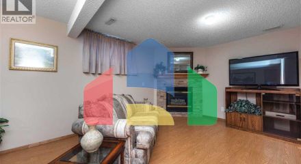 Residential - Single Family Home - Calgary, Canada - Canada