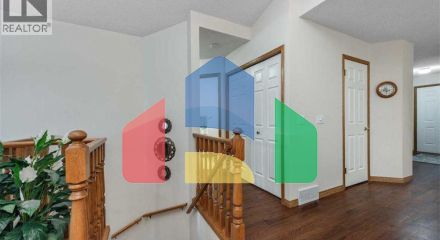 Residential - Single Family Home - Calgary, Canada - Canada