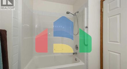 Residential - Single Family Home - Calgary, Canada - Canada