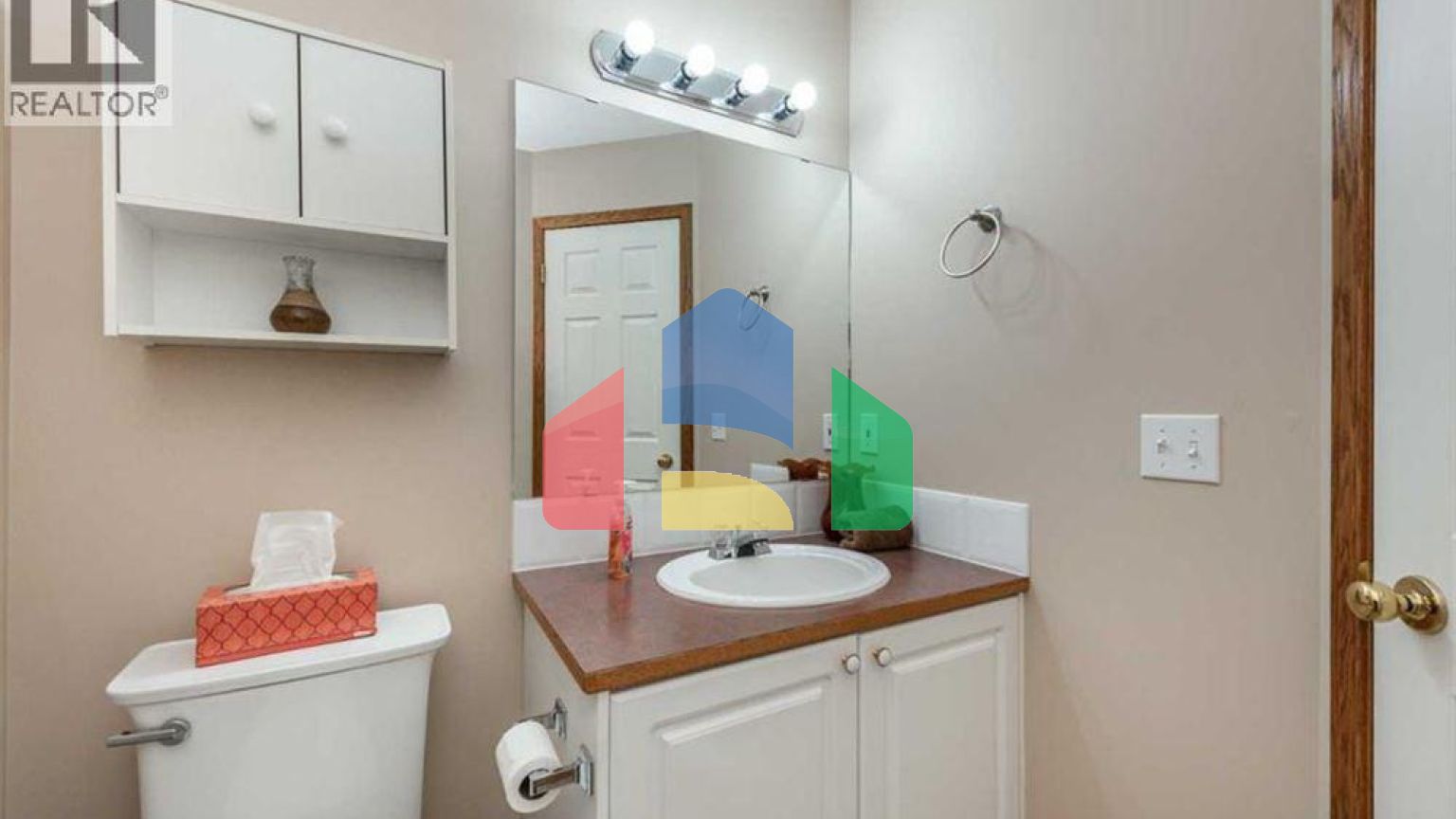 Residential - Single Family Home - Calgary, Canada - Canada