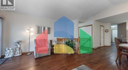 Residential - Single Family Home - Calgary, Canada - Canada