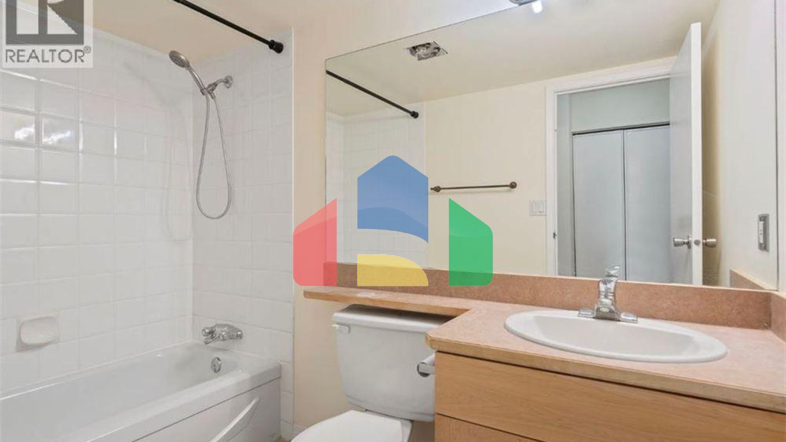 Residential - Condo/Apartment - Calgary, Canada - Canada