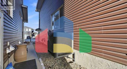 Residential - Single Family Home - Calgary, Canada - Canada