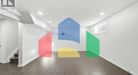 Residential - Single Family Home - Calgary, Canada - Canada