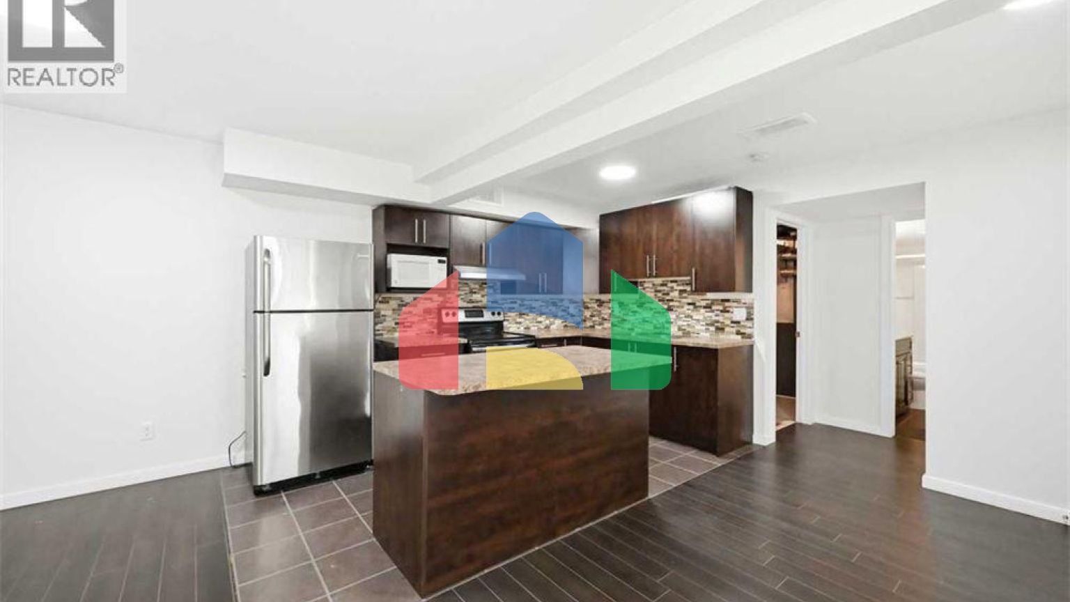 Residential - Single Family Home - Calgary, Canada - Canada