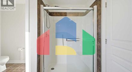 Residential - Single Family Home - Calgary, Canada - Canada