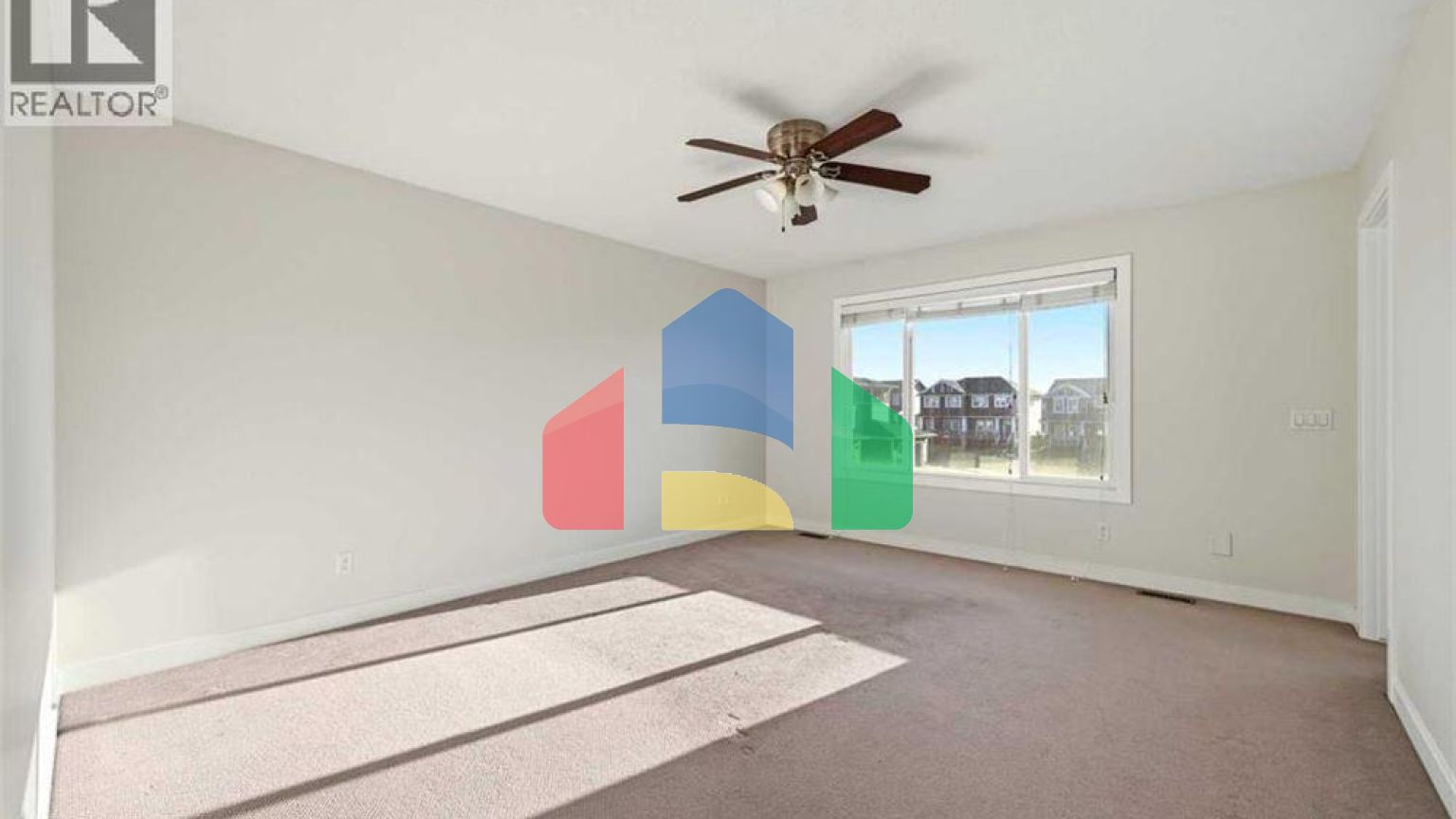 Residential - Single Family Home - Calgary, Canada - Canada