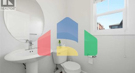 Residential - Single Family Home - Calgary, Canada - Canada