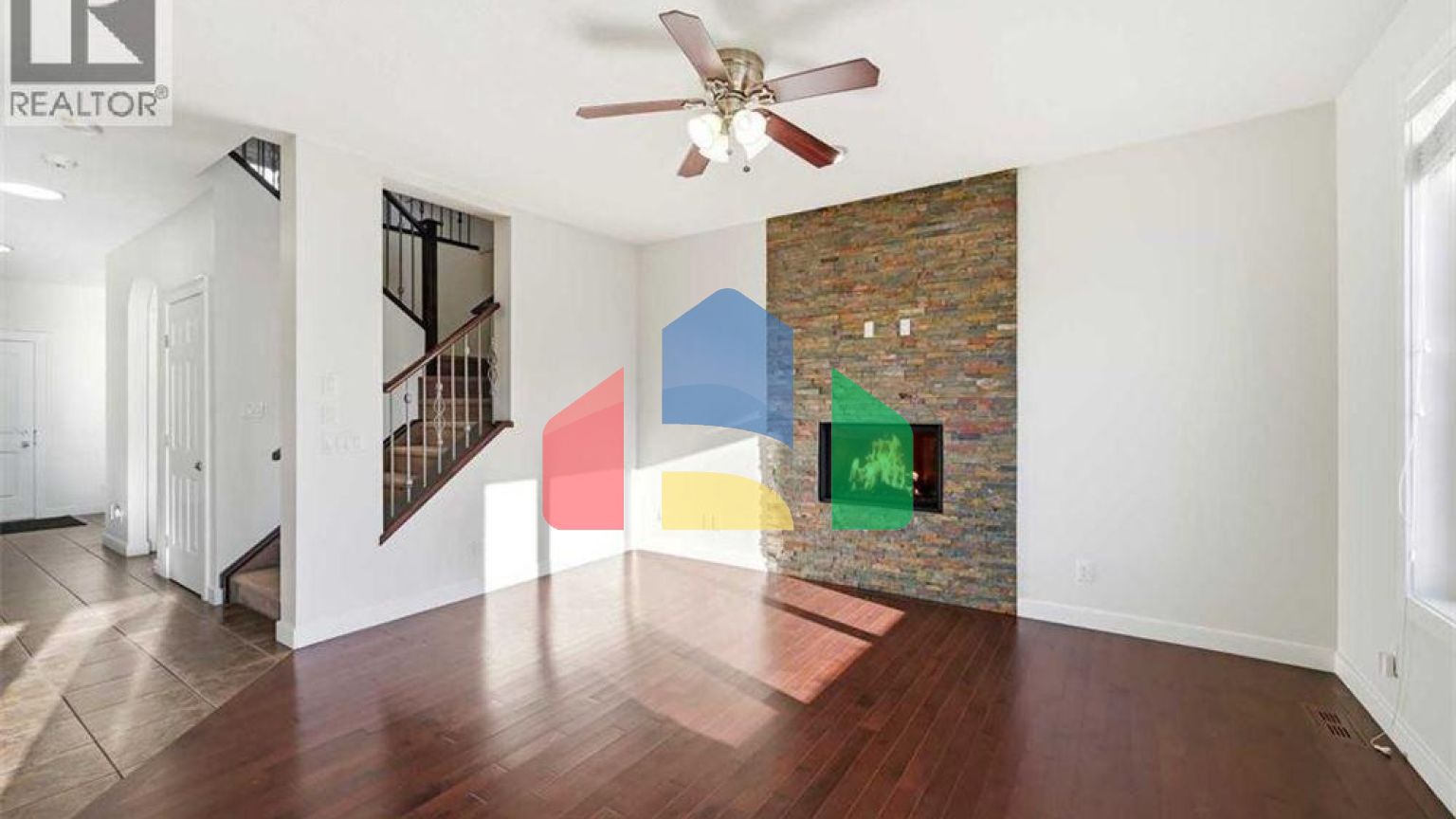 Residential - Single Family Home - Calgary, Canada - Canada