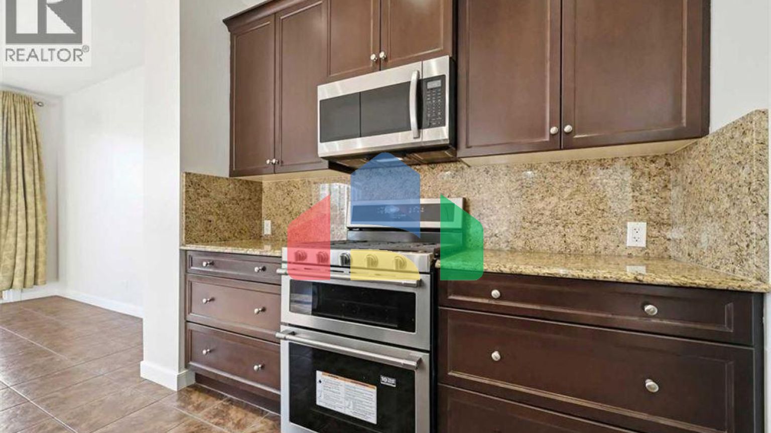 Residential - Single Family Home - Calgary, Canada - Canada