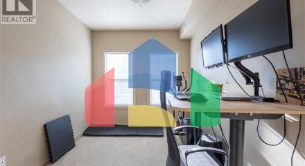 Residential - Single Family Home - Calgary, Canada - Canada