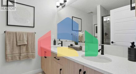 Residential - Single Family Home - Calgary, Canada - Canada