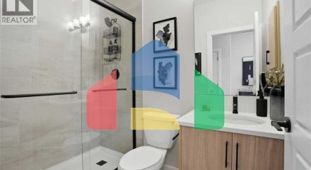 Residential - Single Family Home - Calgary, Canada - Canada