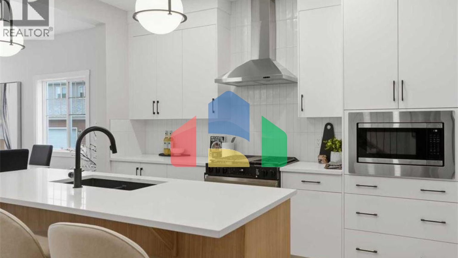 Residential - Single Family Home - Calgary, Canada - Canada