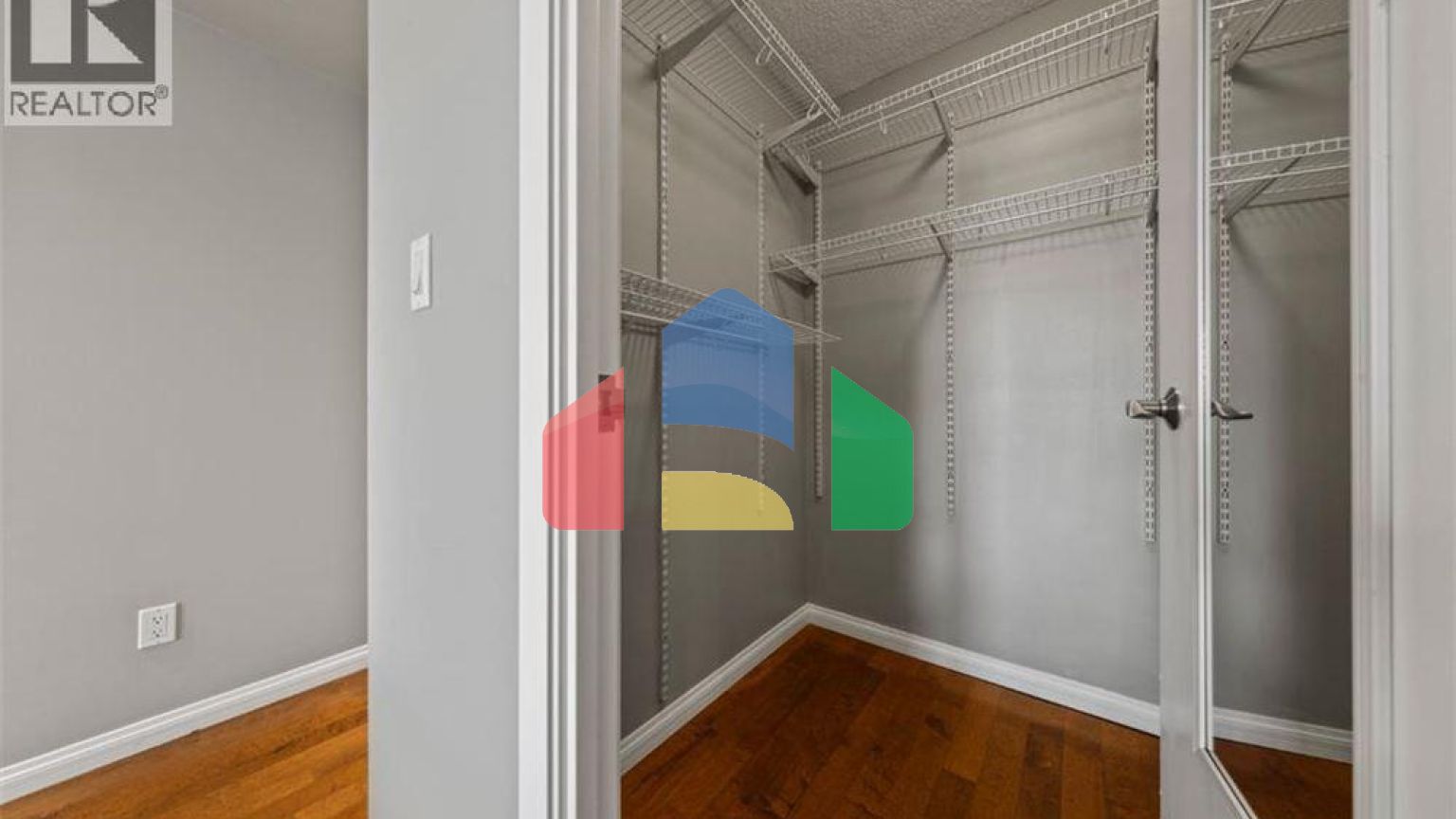 Residential - Condo/Apartment - Calgary, Canada - Canada