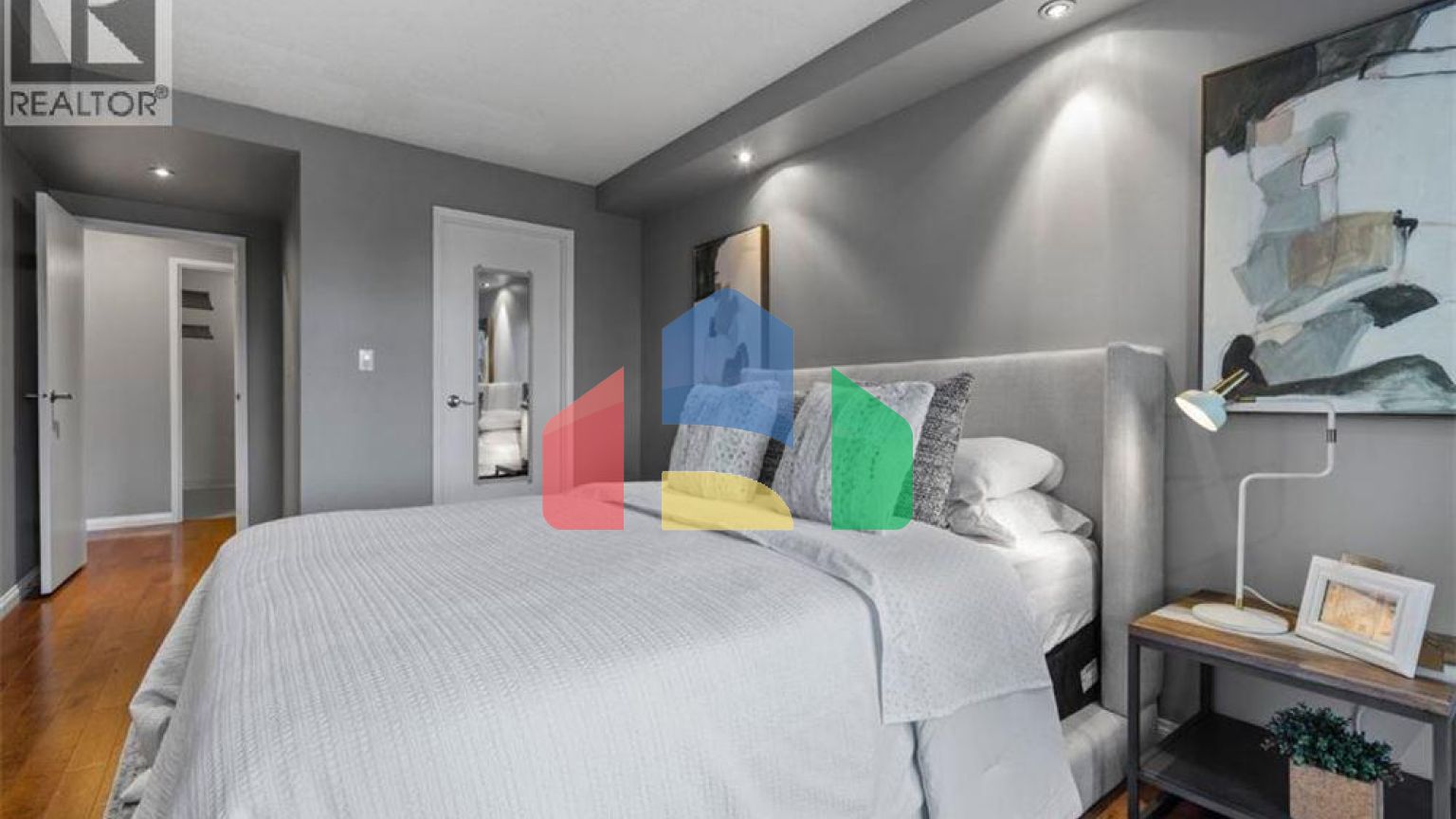 Residential - Condo/Apartment - Calgary, Canada - Canada