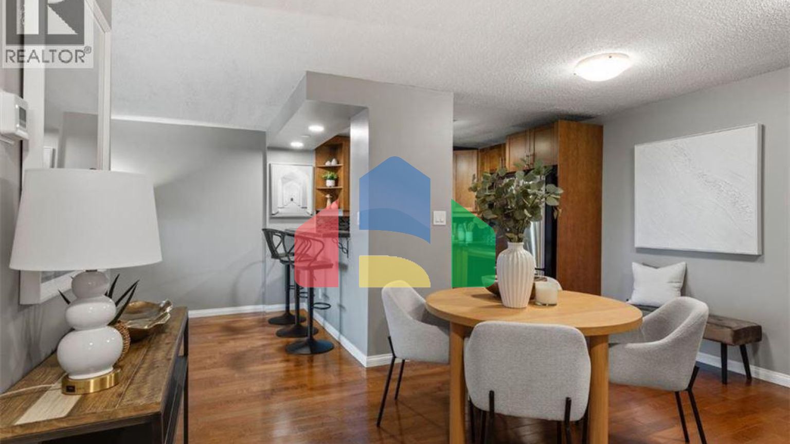 Residential - Condo/Apartment - Calgary, Canada - Canada