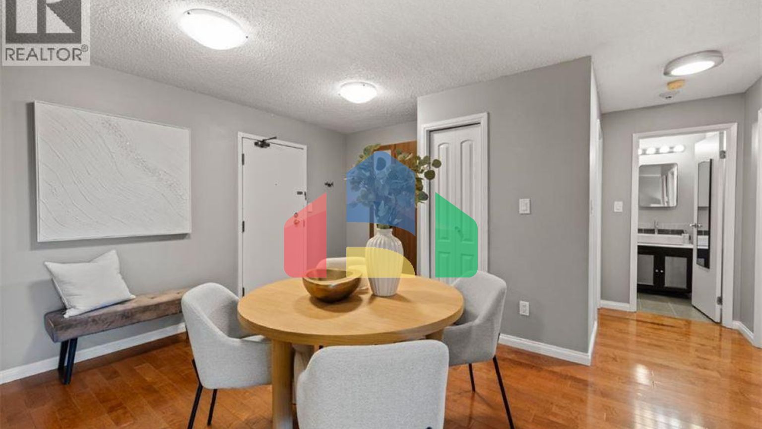 Residential - Condo/Apartment - Calgary, Canada - Canada