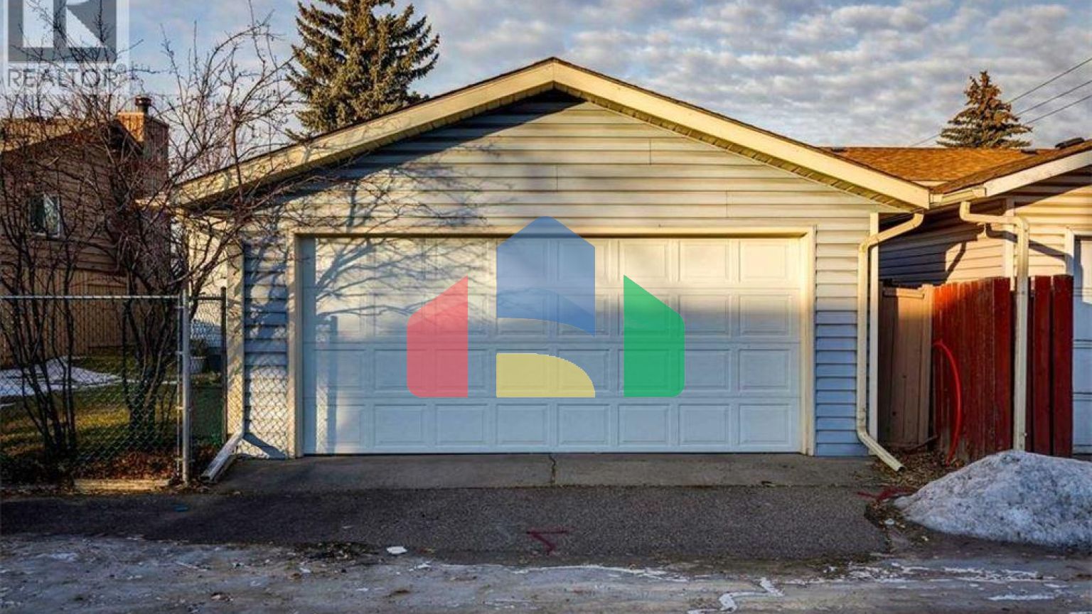 Residential - Single Family Home - Calgary, Canada - Canada