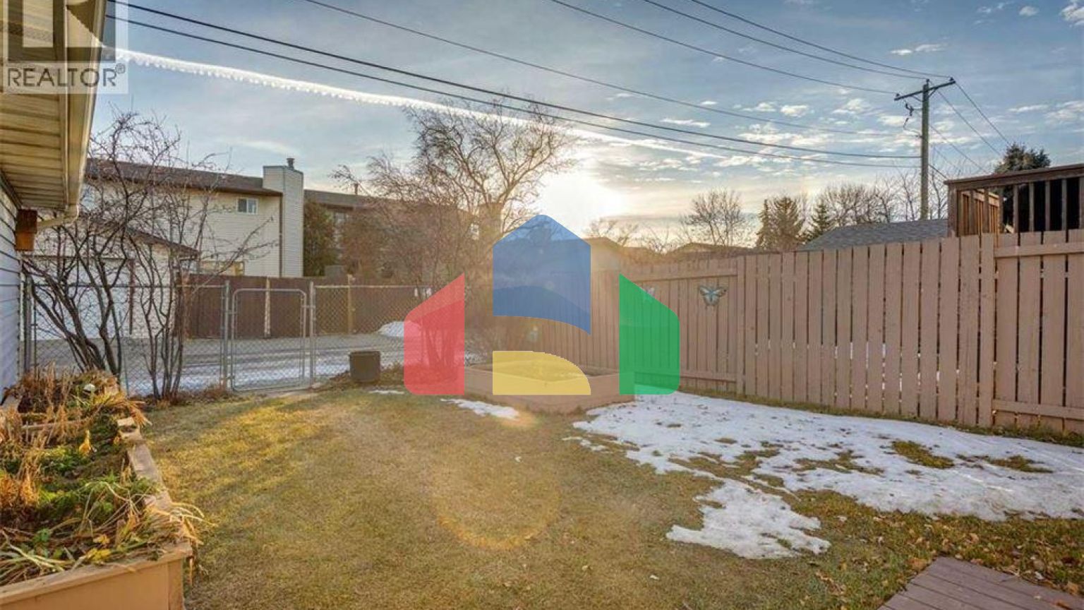 Residential - Single Family Home - Calgary, Canada - Canada