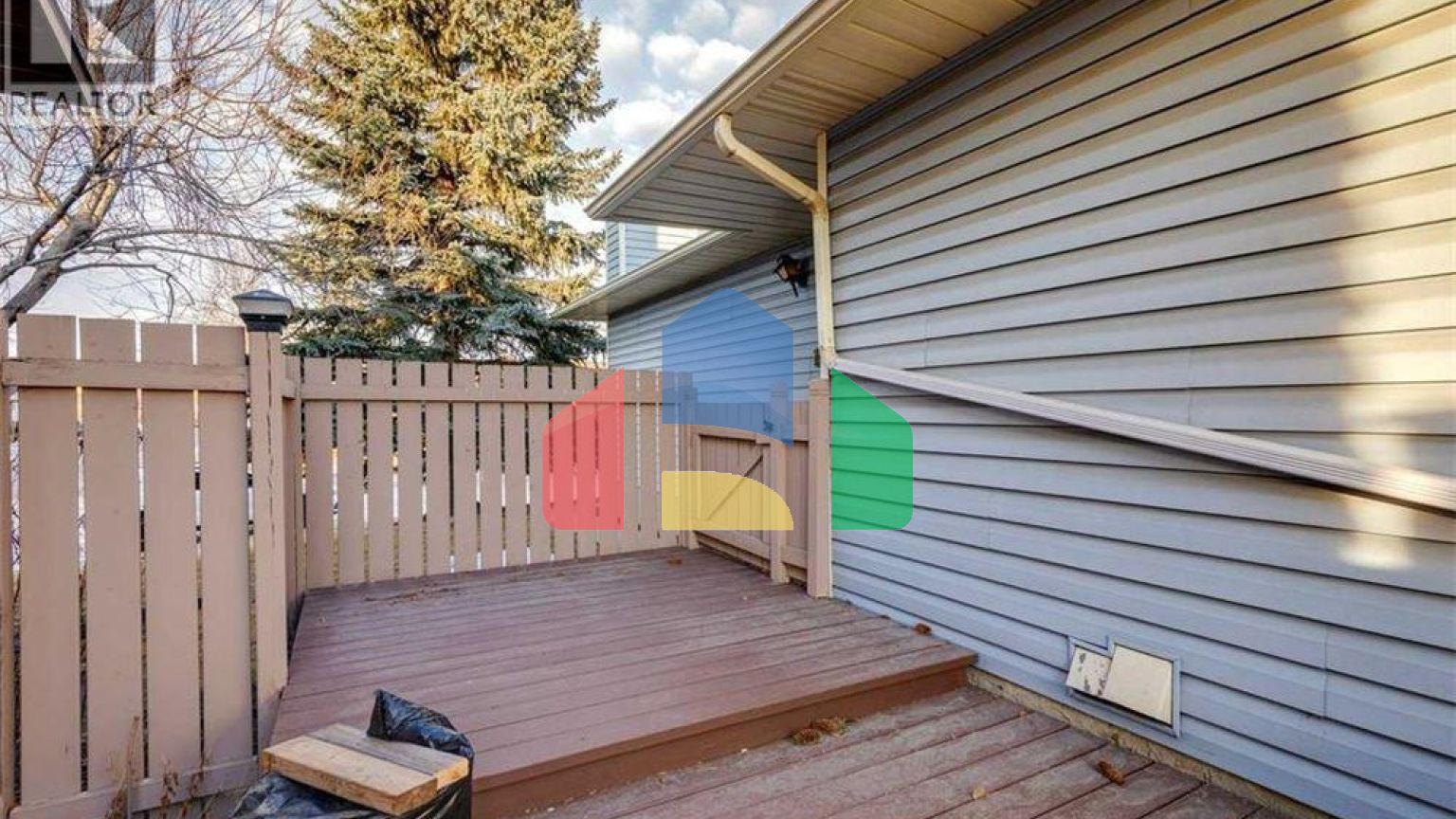 Residential - Single Family Home - Calgary, Canada - Canada