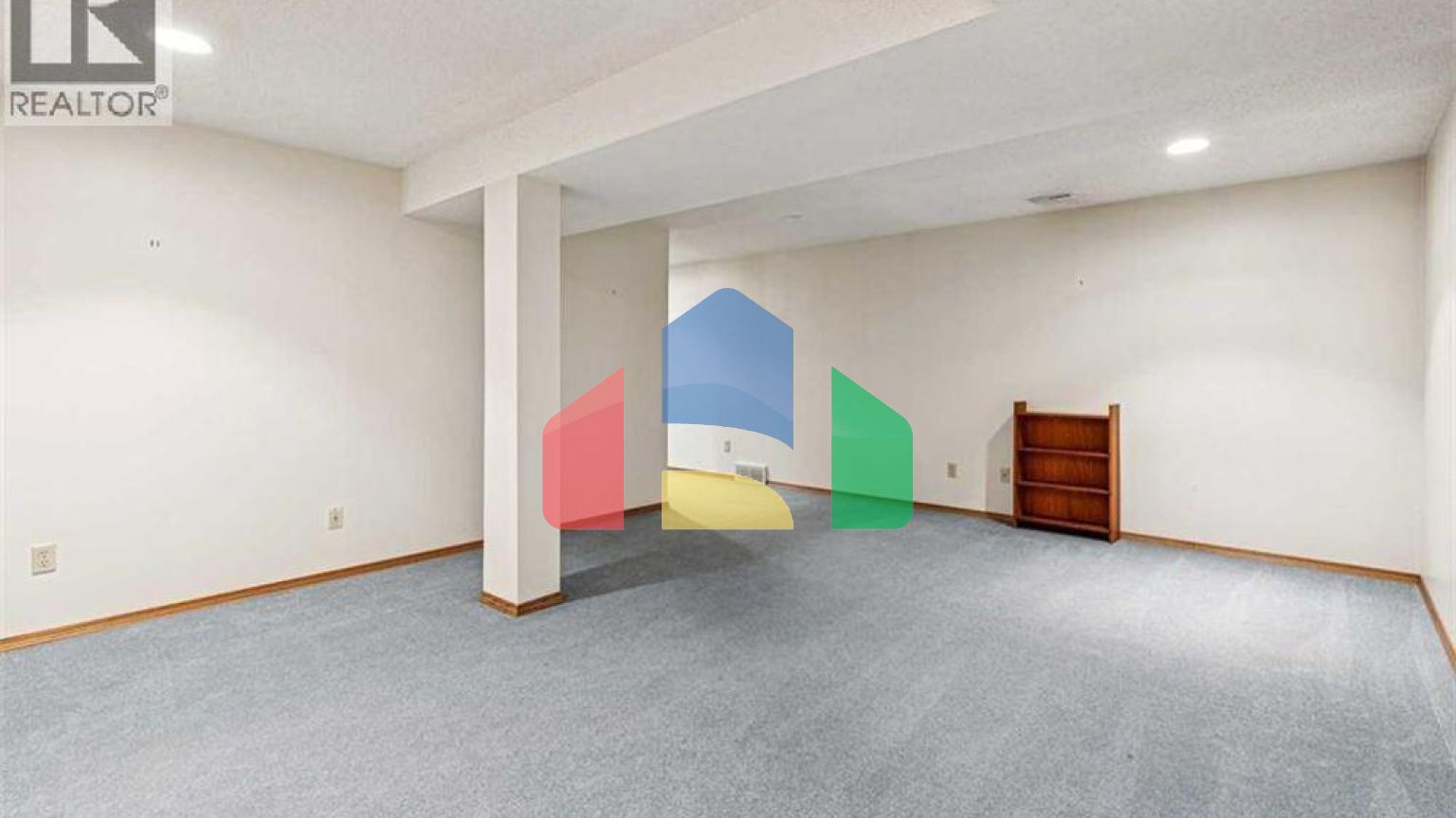 Residential - Single Family Home - Calgary, Canada - Canada