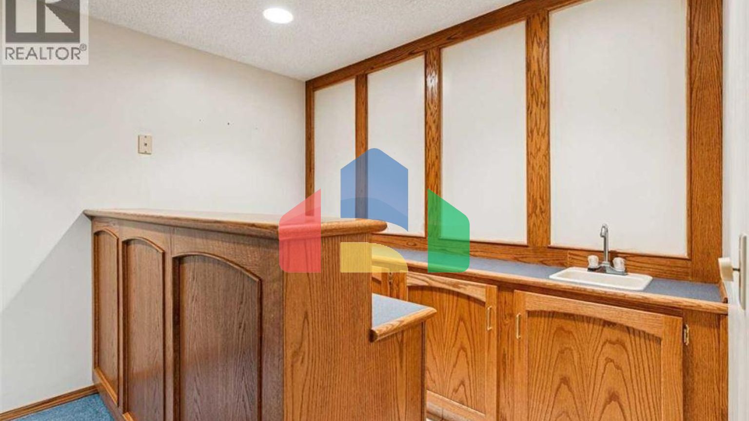 Residential - Single Family Home - Calgary, Canada - Canada