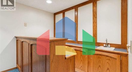 Residential - Single Family Home - Calgary, Canada - Canada