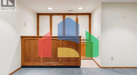 Residential - Single Family Home - Calgary, Canada - Canada