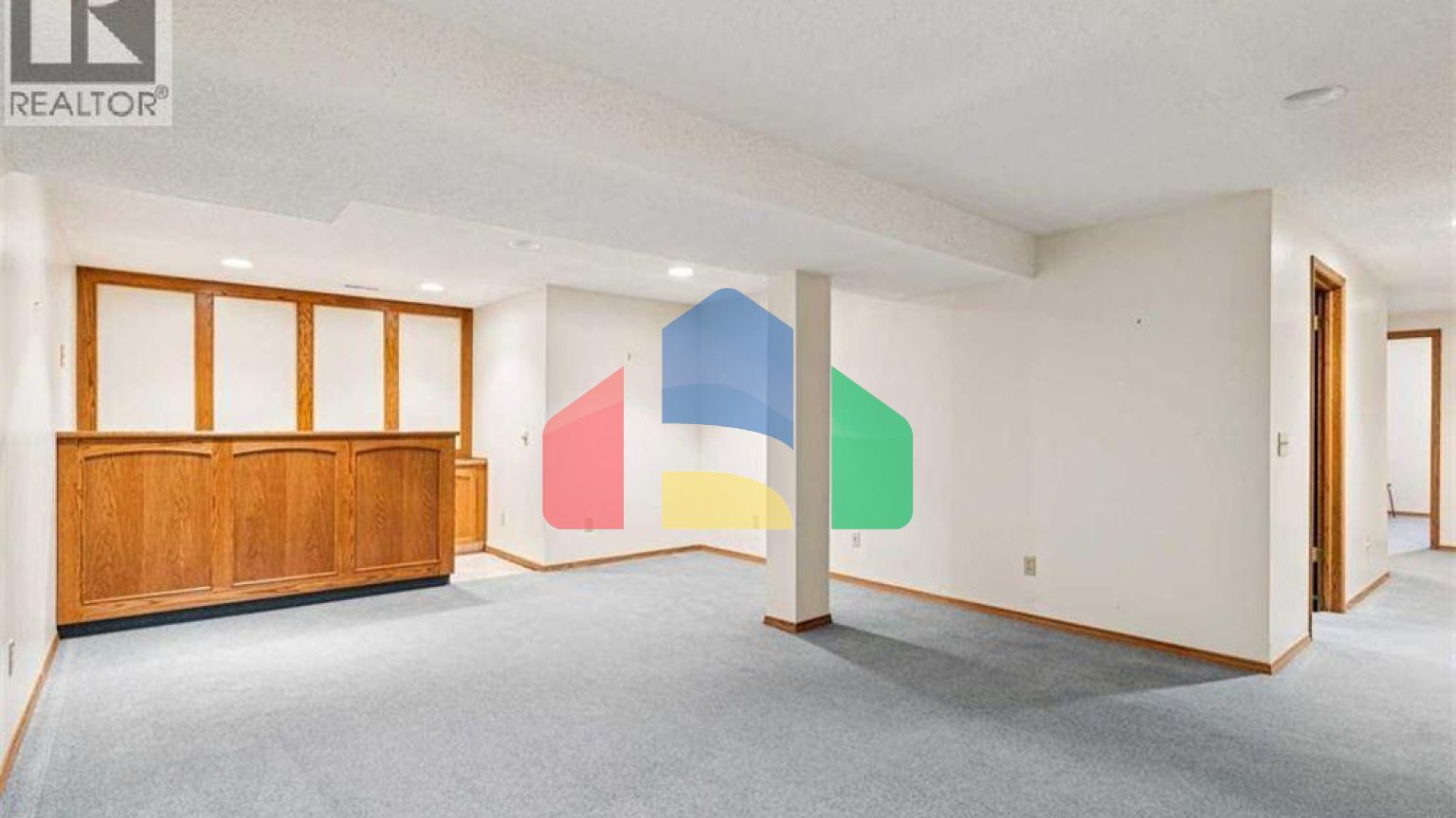 Residential - Single Family Home - Calgary, Canada - Canada