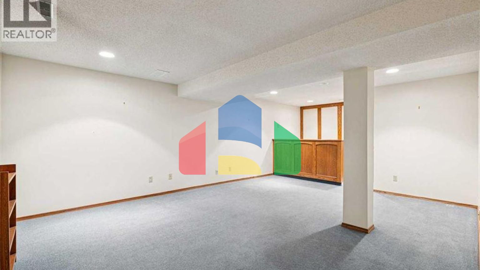 Residential - Single Family Home - Calgary, Canada - Canada