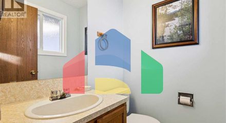 Residential - Single Family Home - Calgary, Canada - Canada